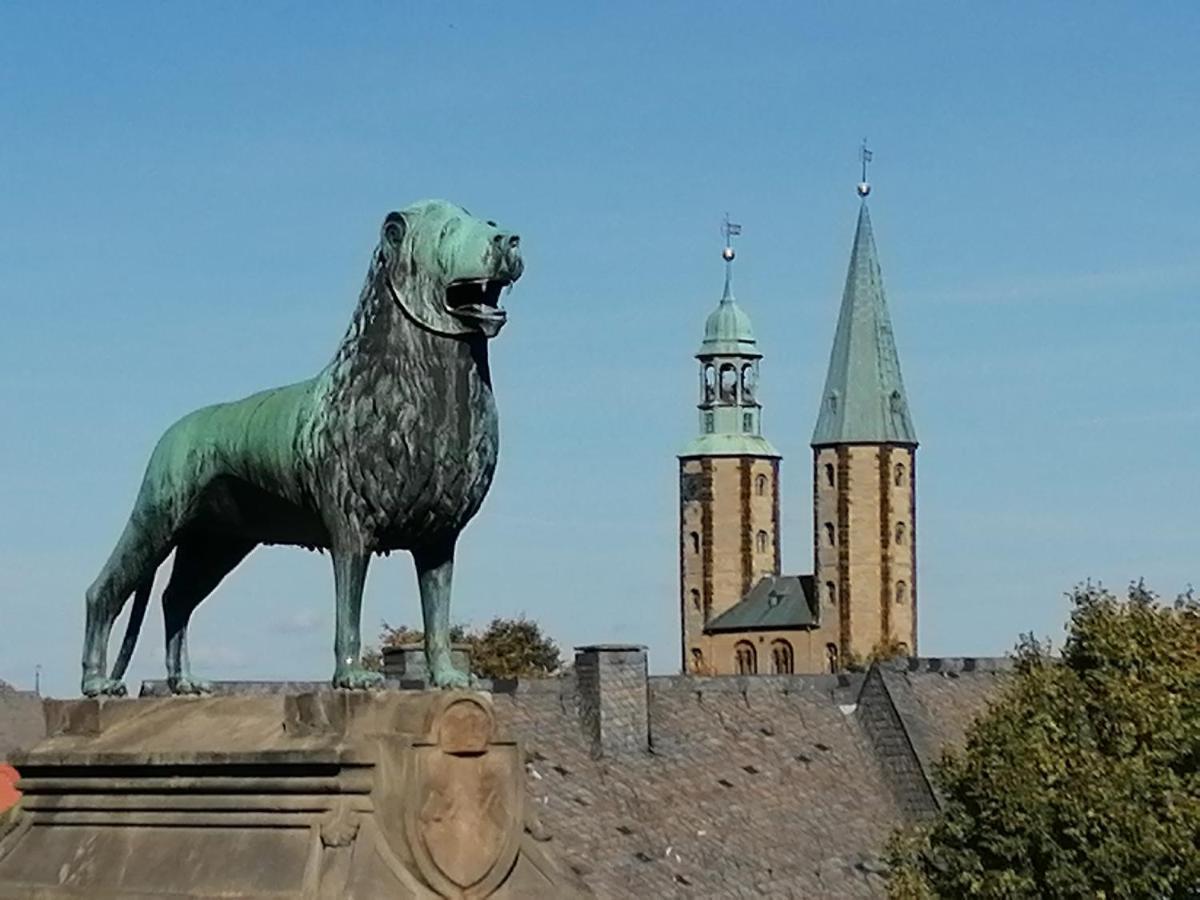 Apartment Serenade Am Zwinger กอสลาร์ ภายนอก รูปภาพ