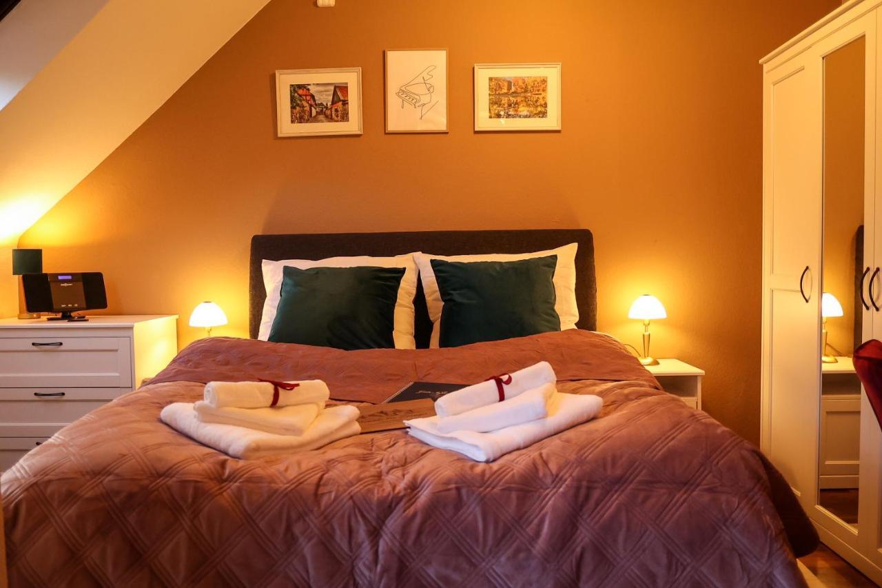 Apartment Serenade Am Zwinger กอสลาร์ ภายนอก รูปภาพ