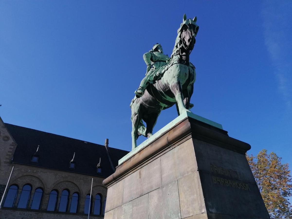 Apartment Serenade Am Zwinger กอสลาร์ ภายนอก รูปภาพ